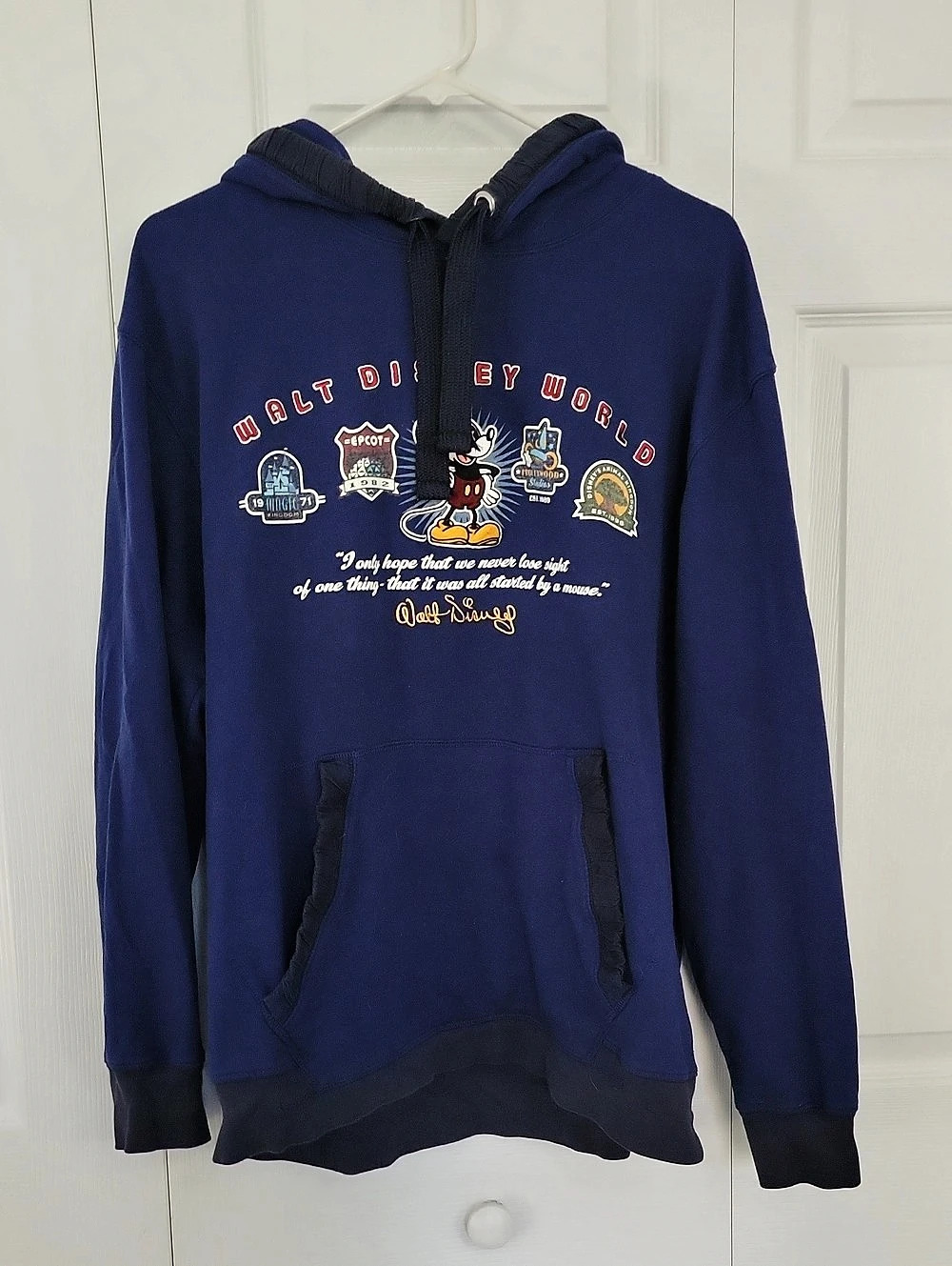 Di,z G^/^^_bney Parks Vin 4 -tageWalt Disney World Graphic Hoodie Graphic Hoodie